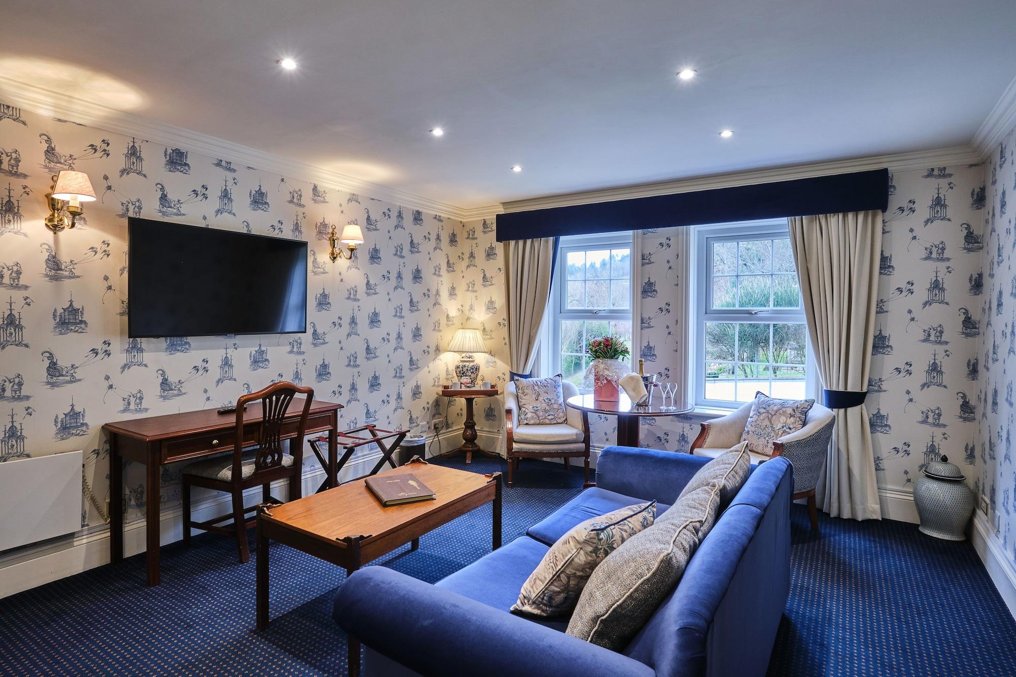 New House Country Hotel Cardiff Extérieur photo