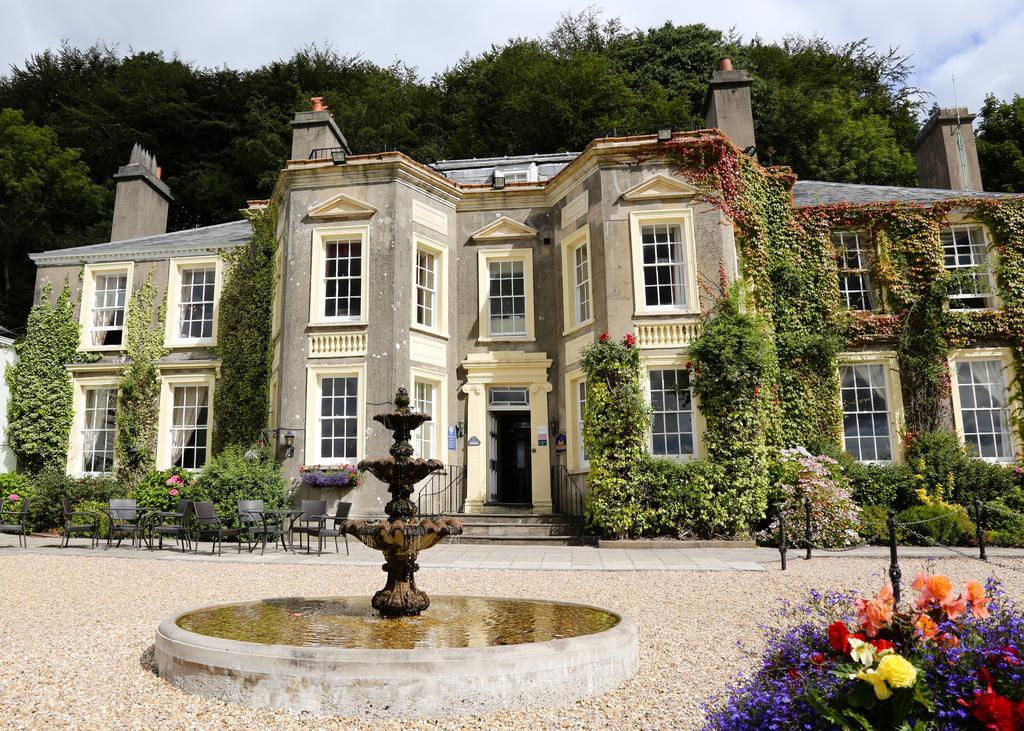 New House Country Hotel Cardiff Extérieur photo