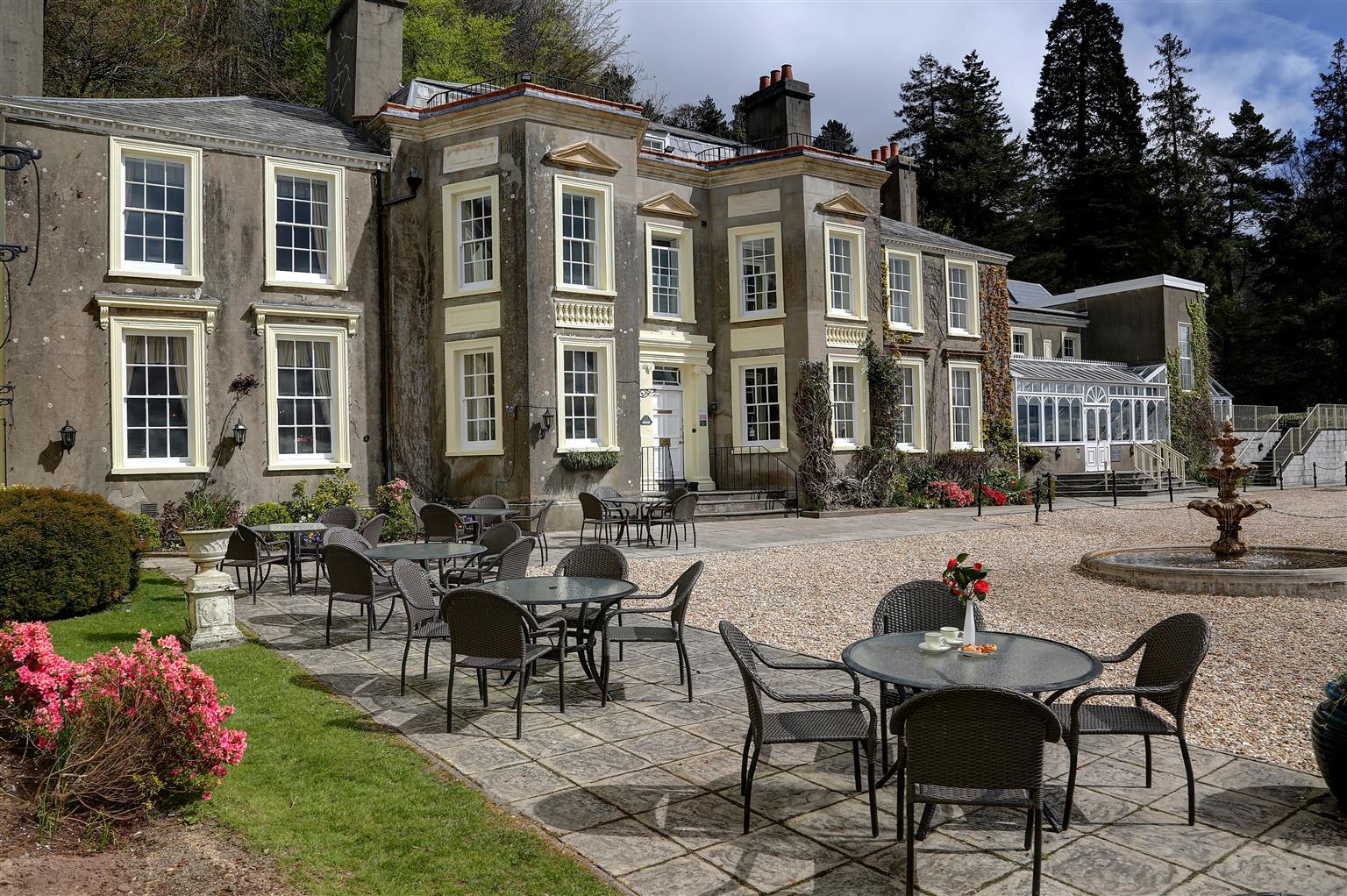 New House Country Hotel Cardiff Extérieur photo